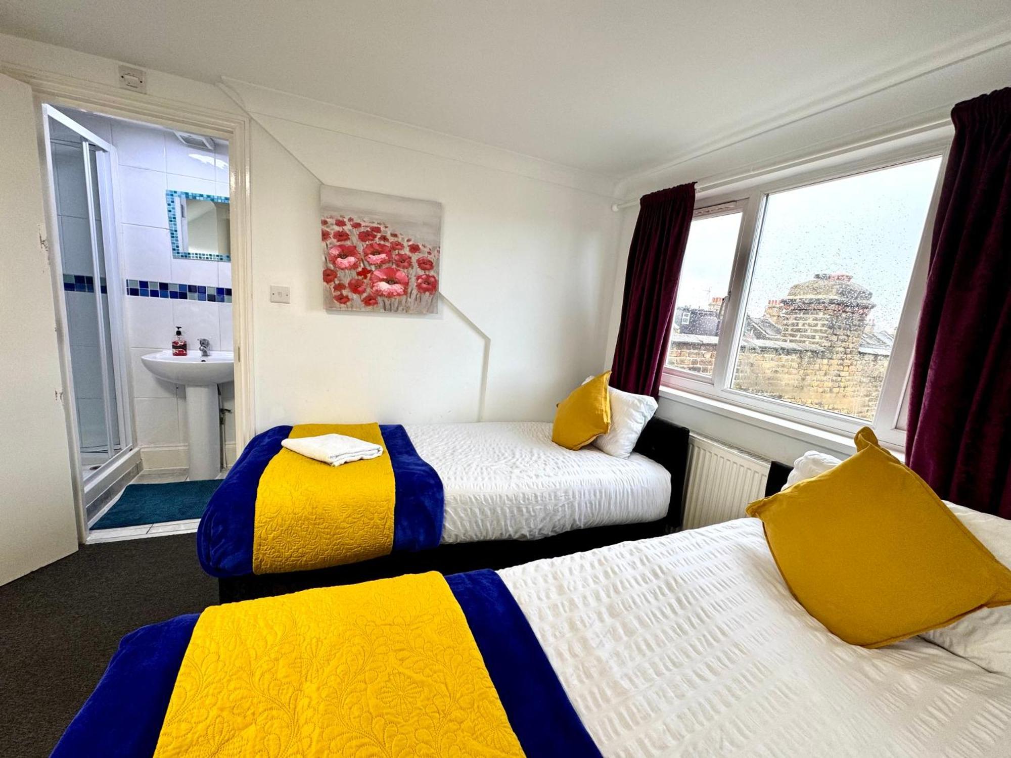 London 3 Bedrooms 3 Bathrooms Spacious House, Reception, Kitchen, Garden, Parking Esterno foto