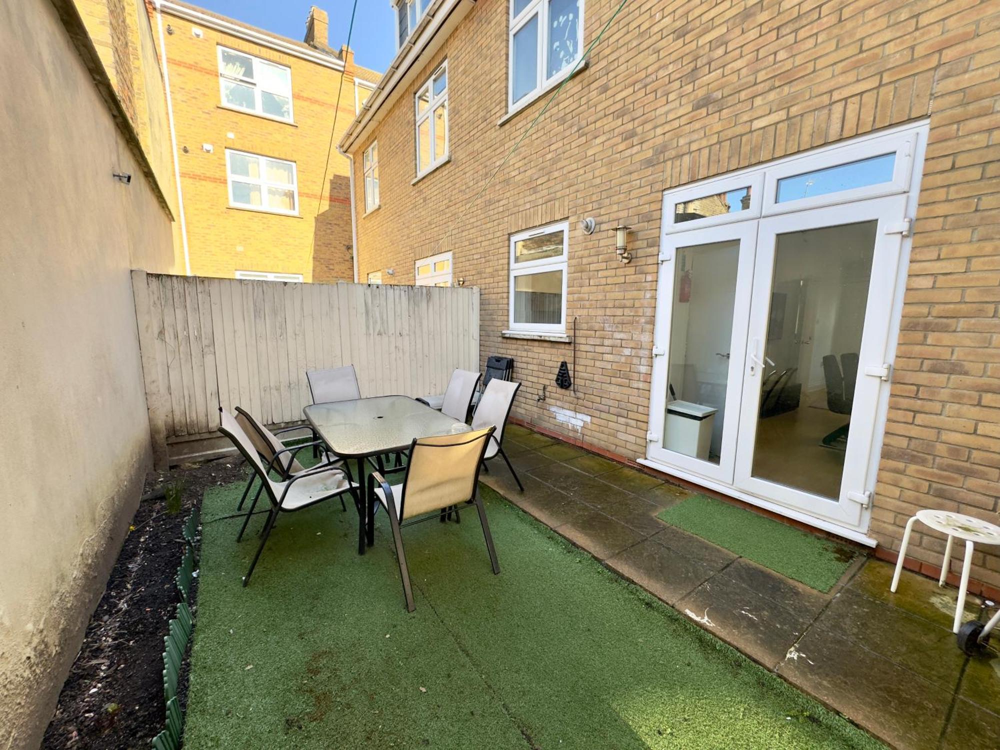 London 3 Bedrooms 3 Bathrooms Spacious House, Reception, Kitchen, Garden, Parking Esterno foto